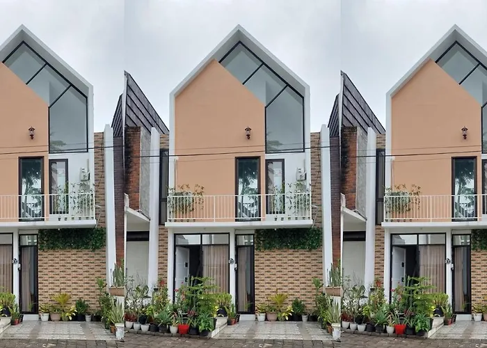 Iblink Family Homestay Di Malang Full Ac